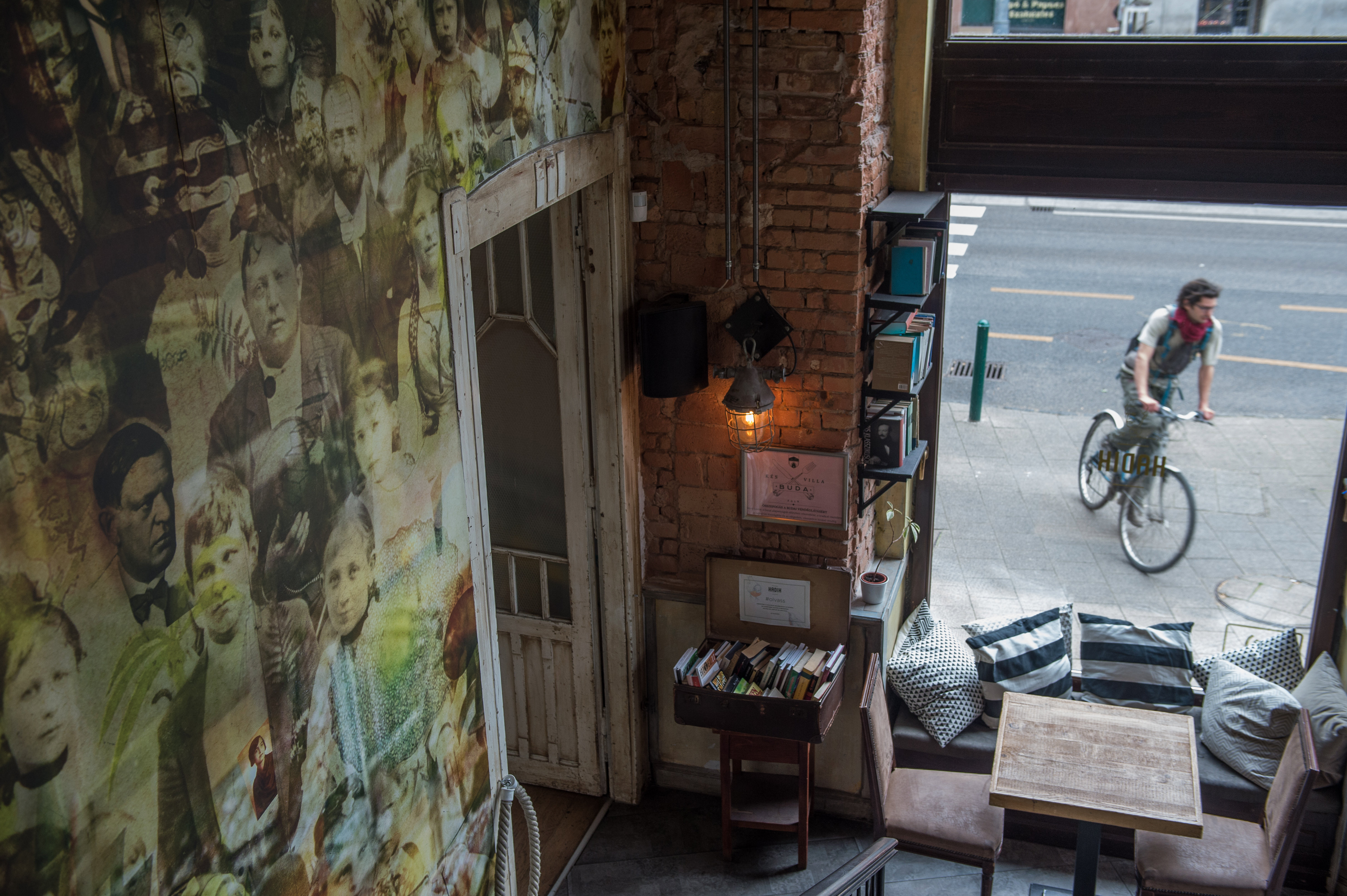 Történelmi kávéházak-Hadik Kávéház