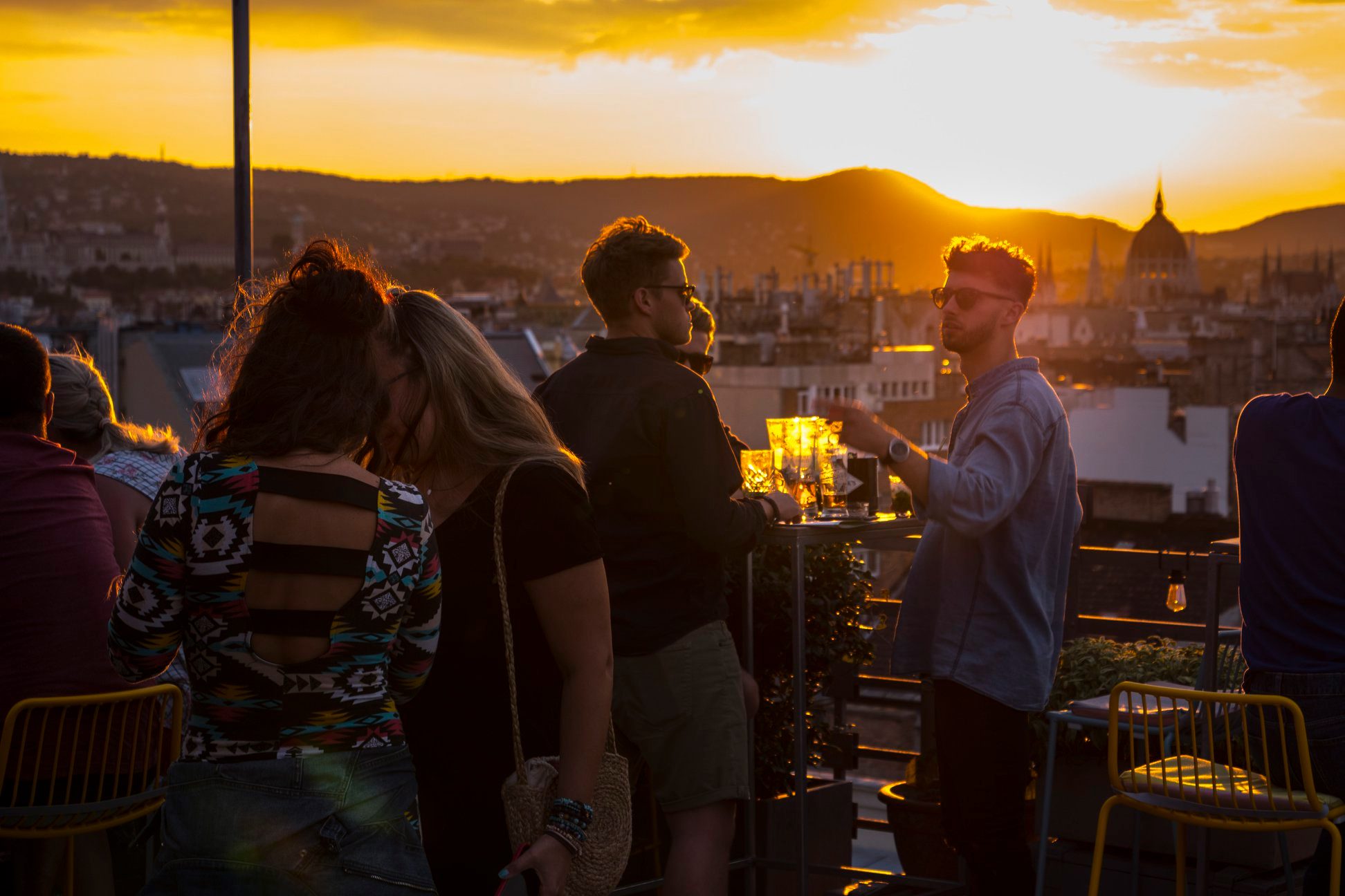 360 bar rooftop budapest