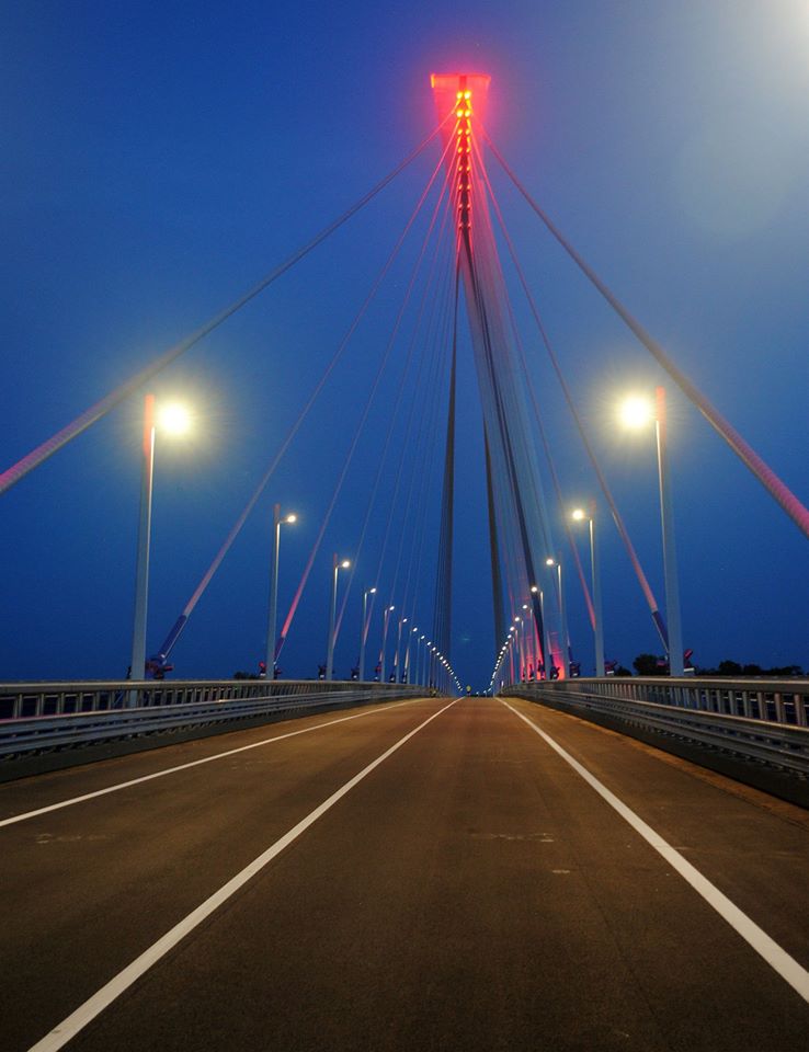 Komáromi Bridge, Hungary, bridge