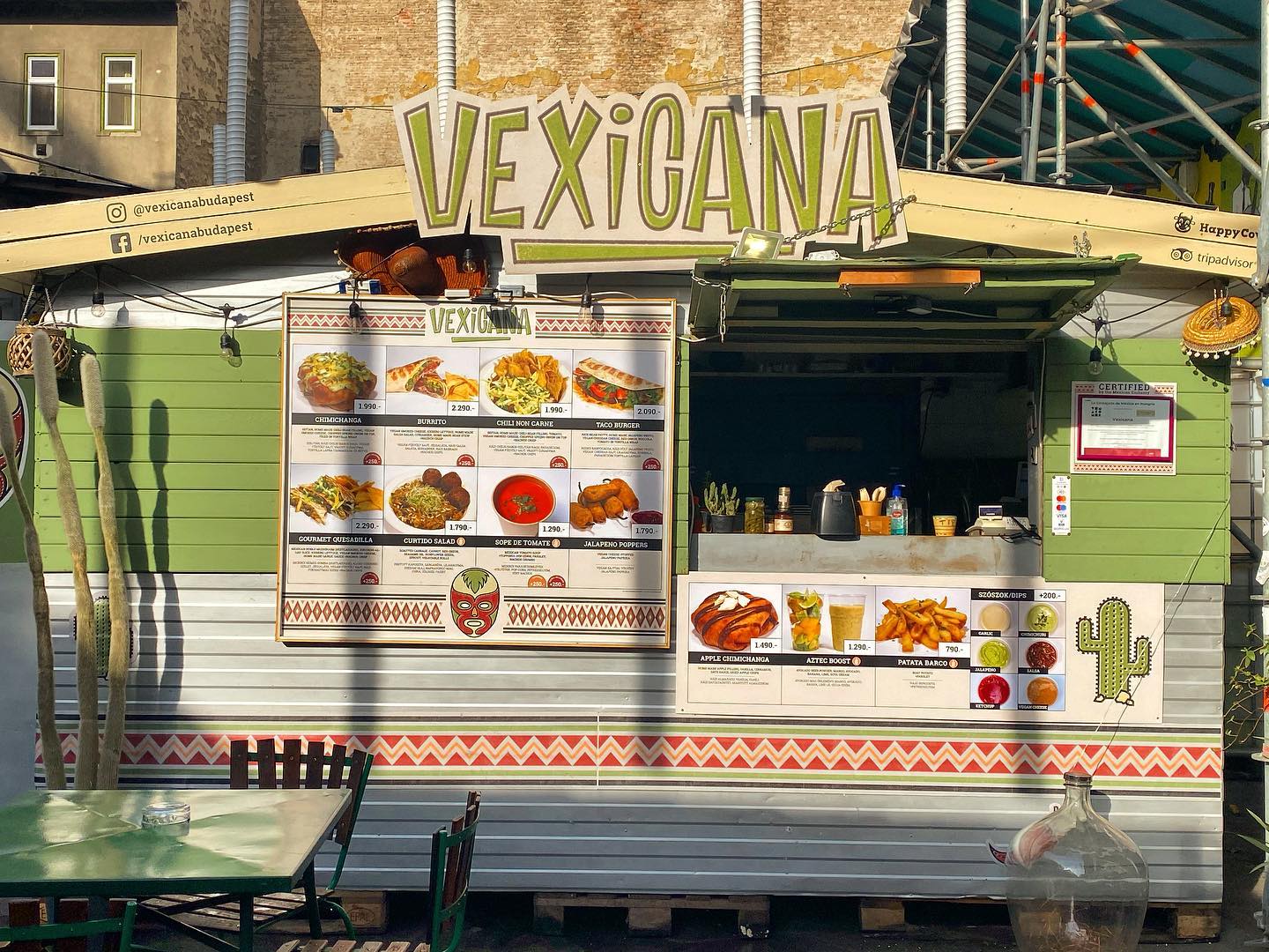Vexicana-vegan-food-truck-Budapest