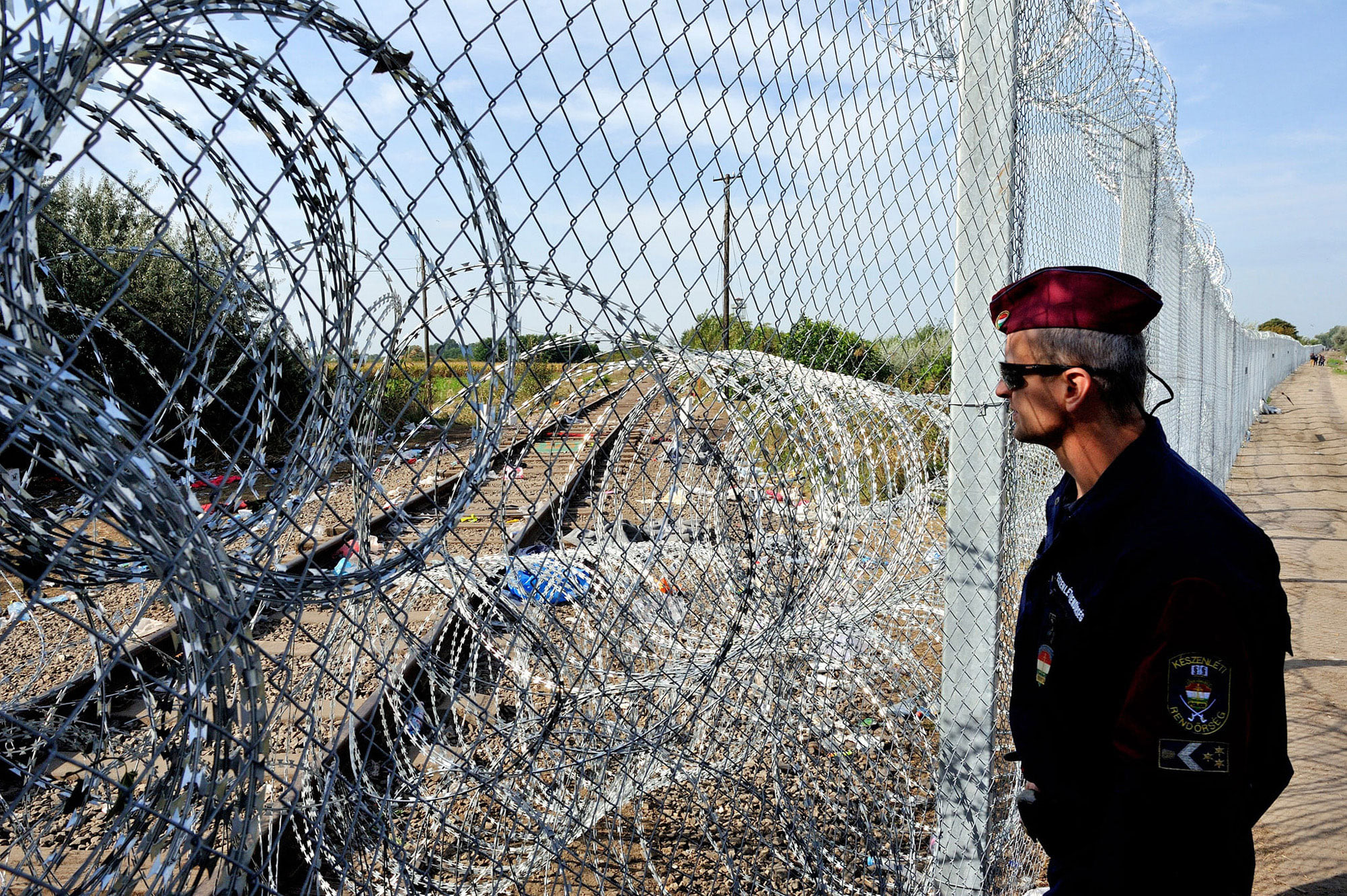 hungary border fence migration