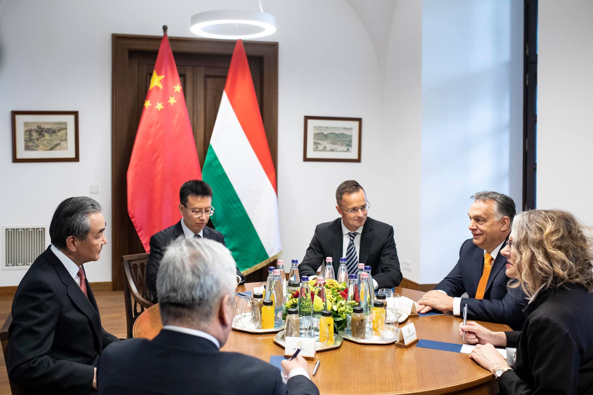 orbán chinese foreign minister