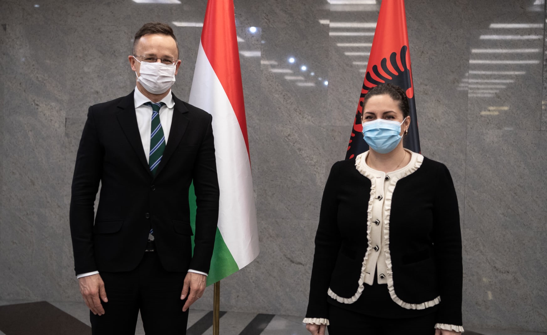 Foreign minister calls for start to EU accession talks with Albania