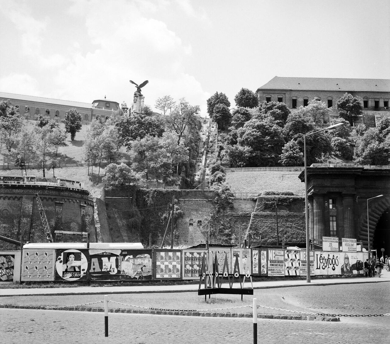 Lanovka na hrad Budavári Sikló Buda