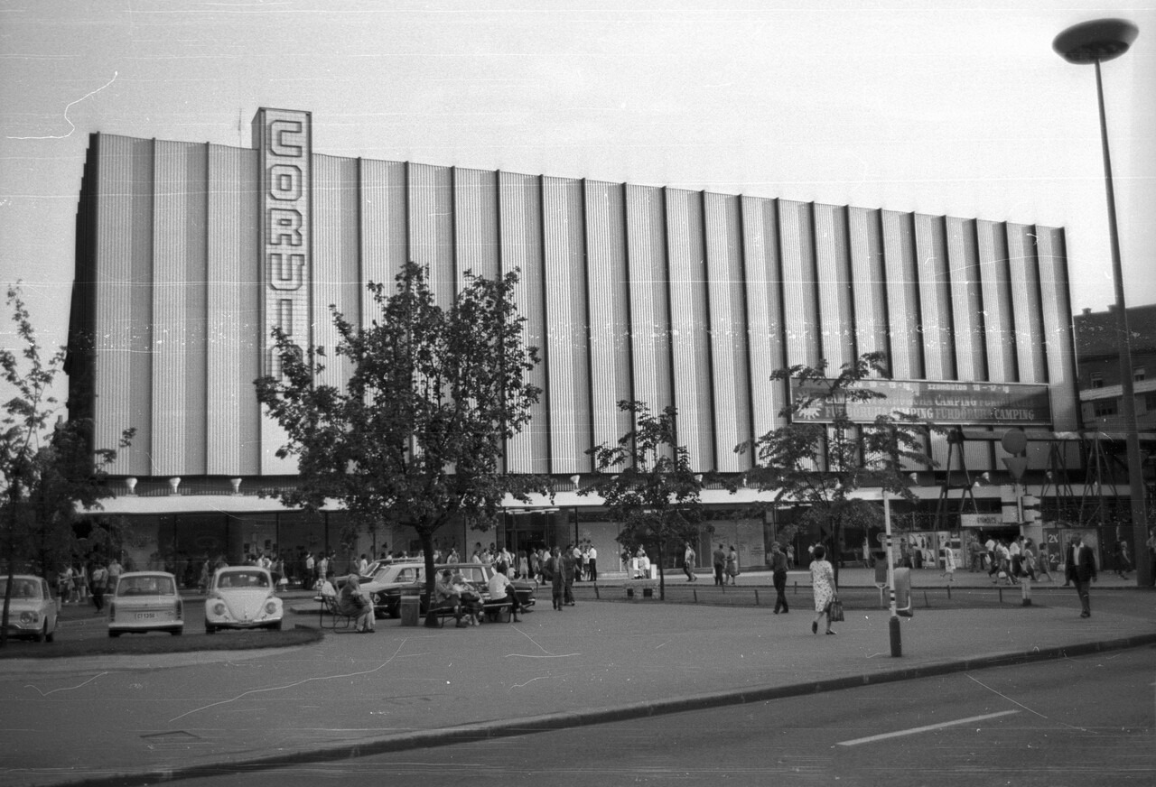 Secret tunnels discovered under Hungary's first mall in Budapest ...