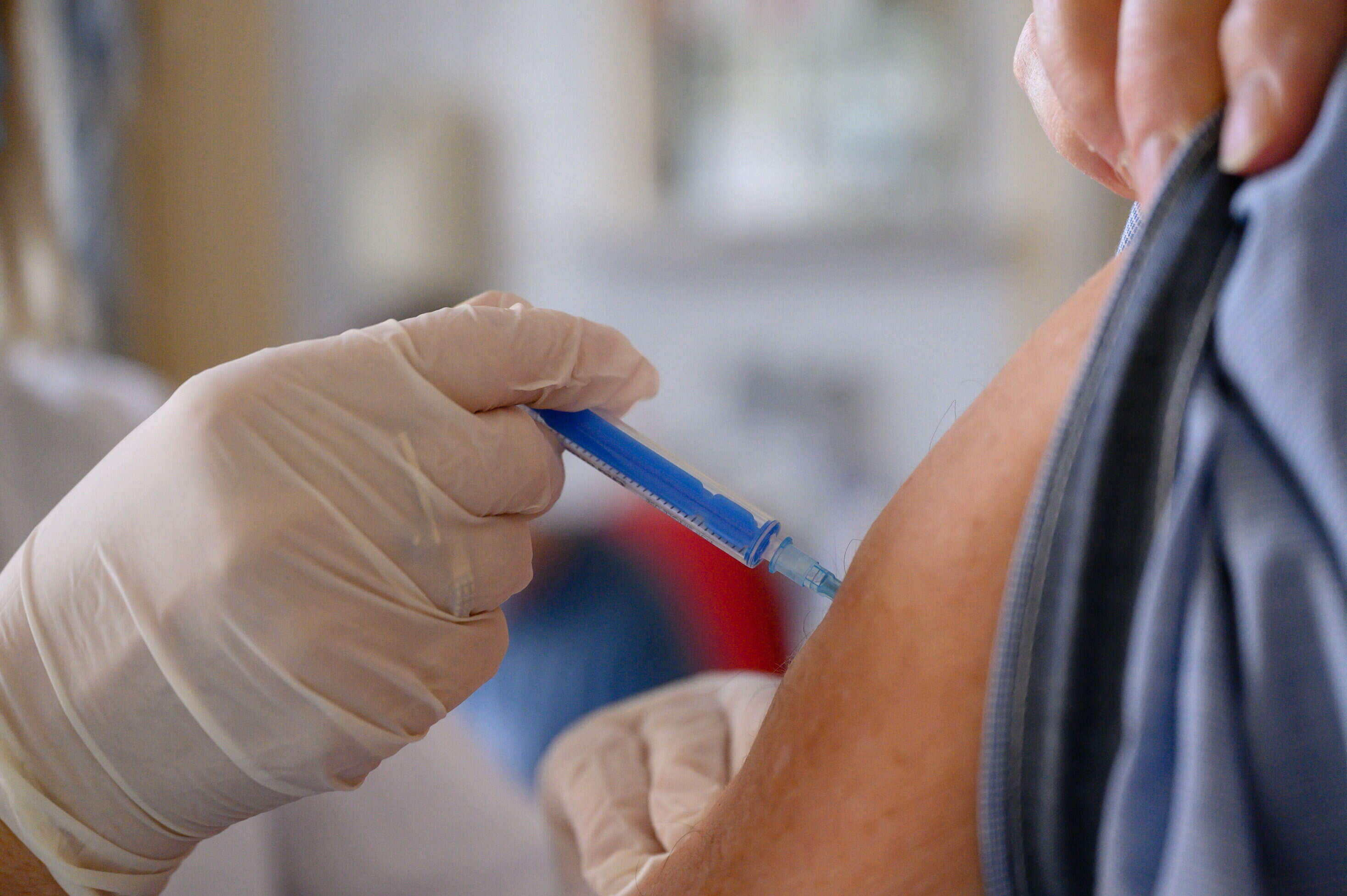 vaccination in hungary