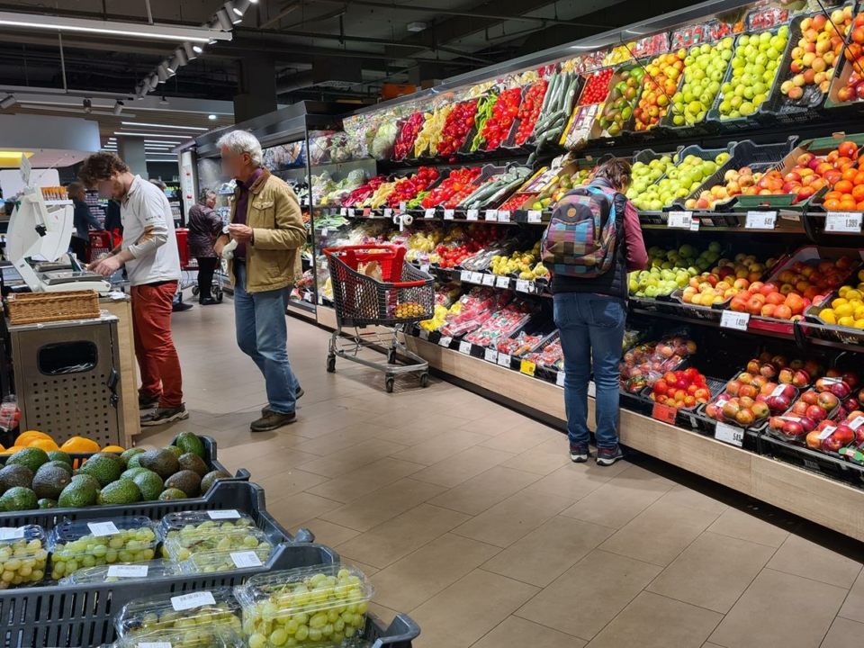 tienda de alimentos spar inflación precio hungría (2)
