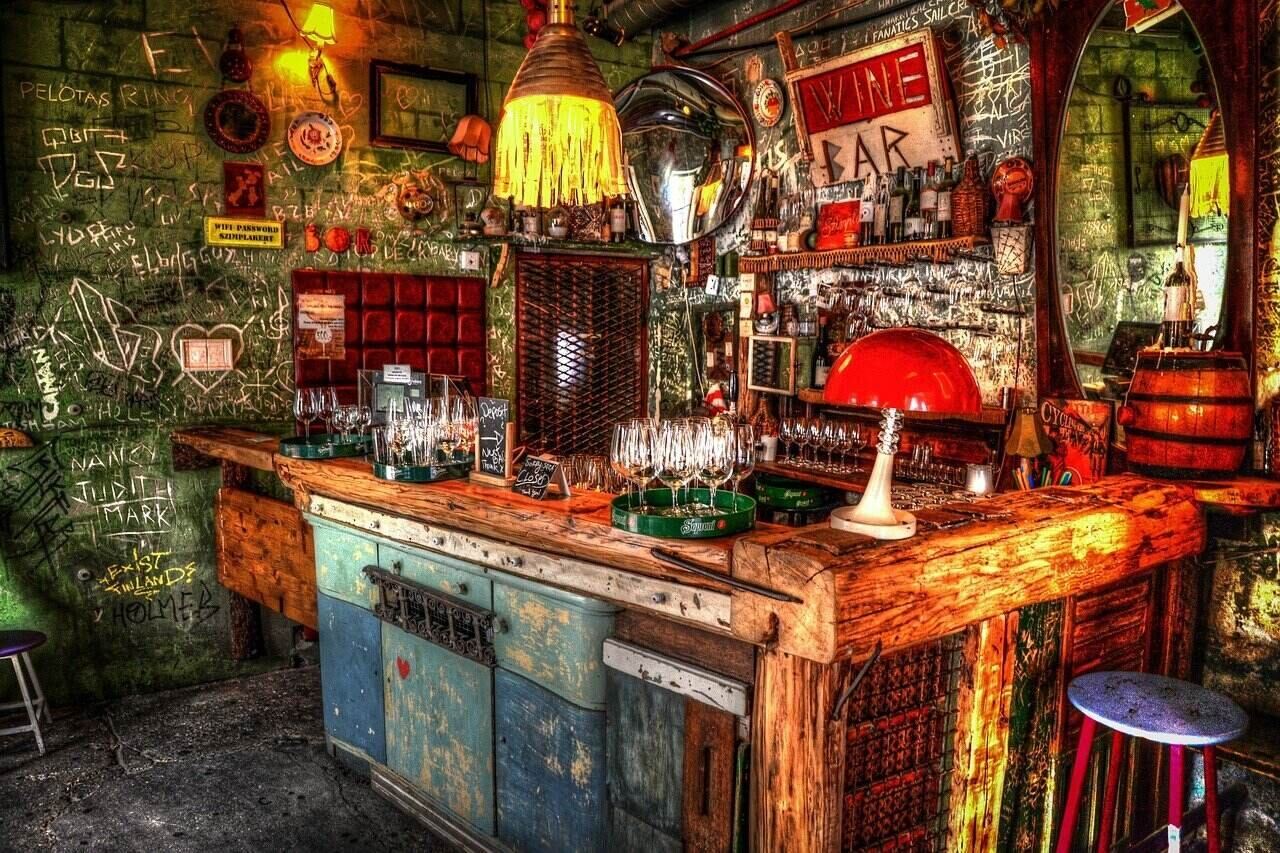bar-ruin-boho-pub