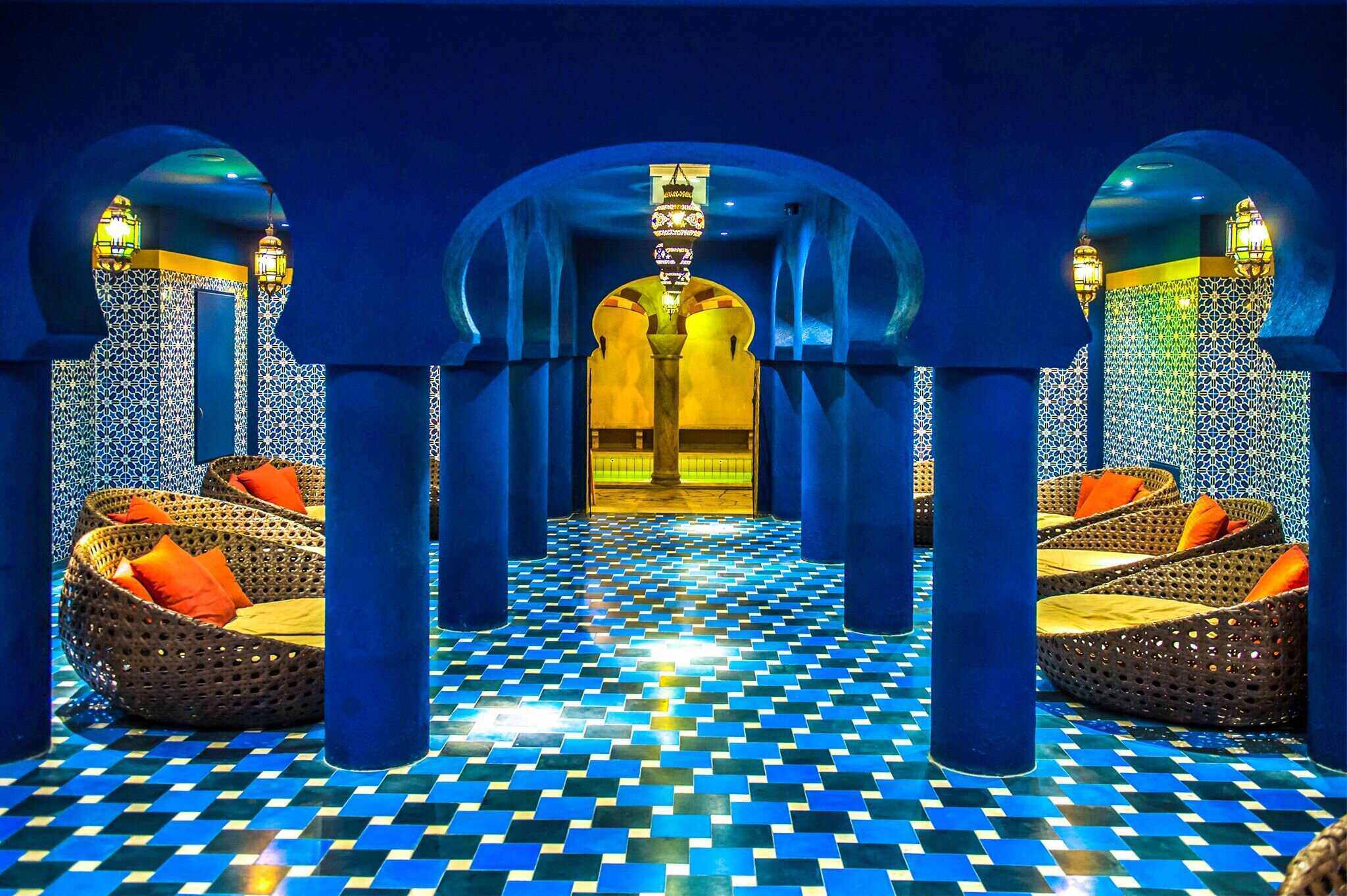Shiraz Hotel