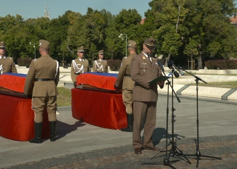 Fiumei Sírkert Soviet Soldiers Reburial