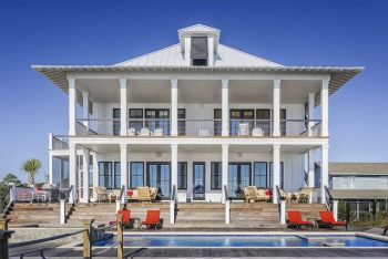 Luxury home pool