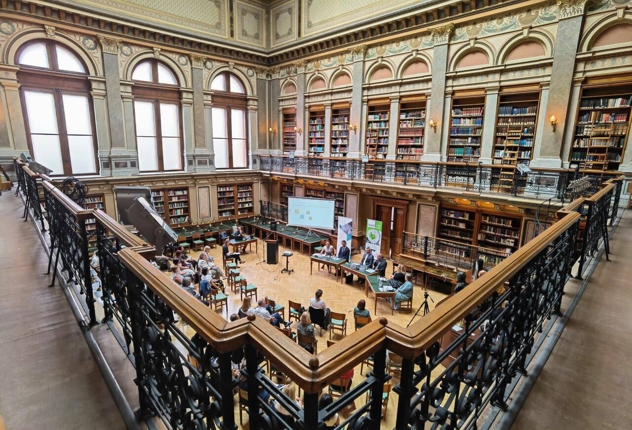 elte library