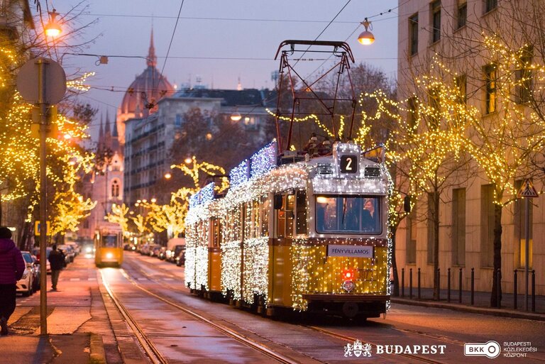 Budapest_light_tram