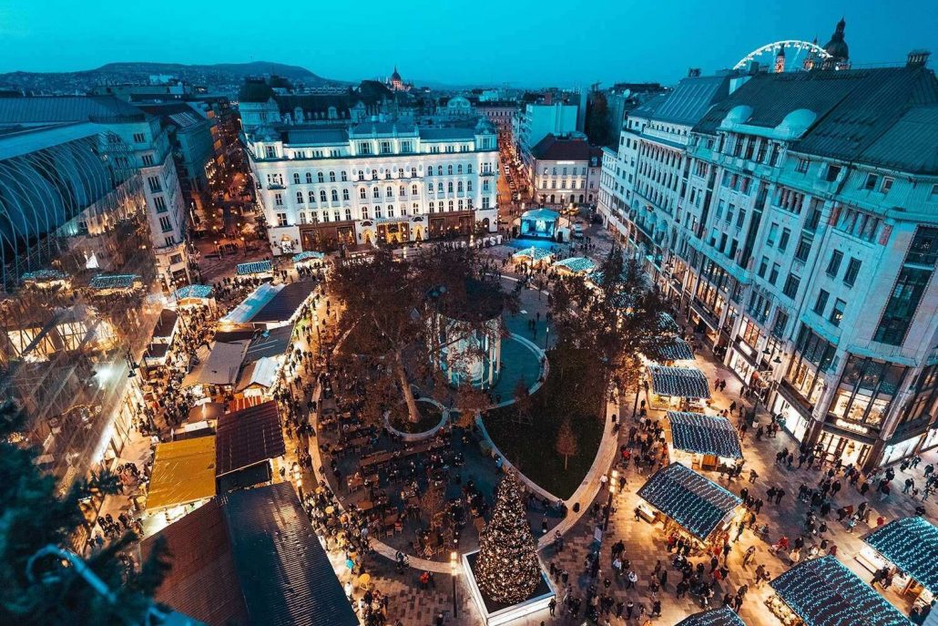 Christmas Market_Vörösmarty Square_Budapest