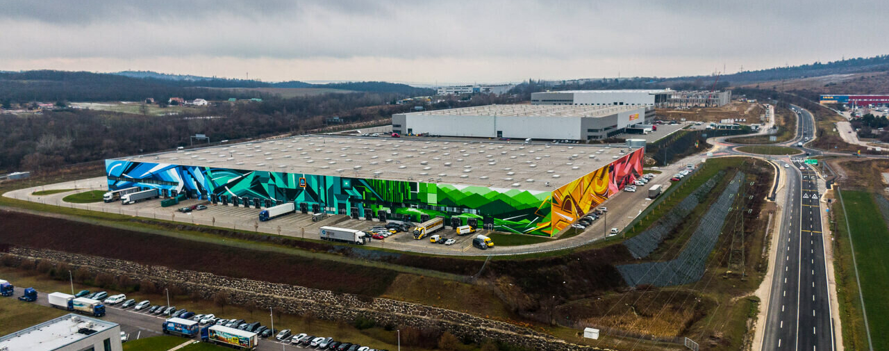 ARC Hungary Largest Wall Paiting in Central Europe