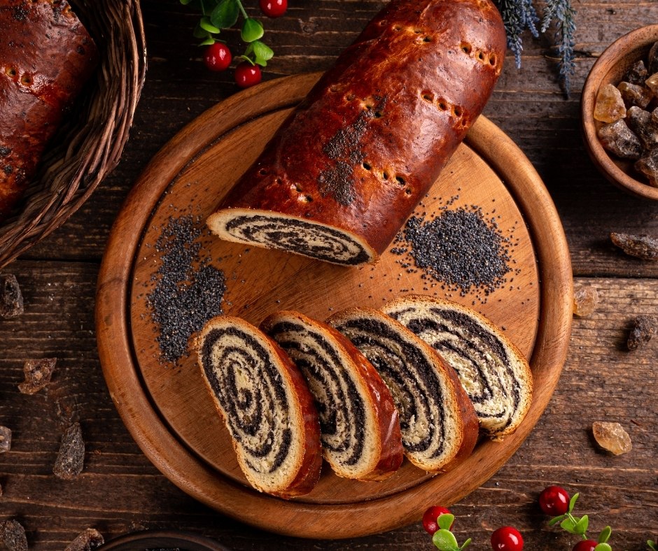 Hungarian Christmas Superfoods - Poppy seed bejgli fancy