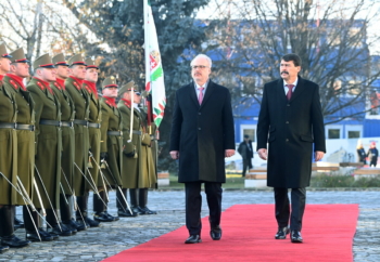President-Ader-Latvia-soldiers