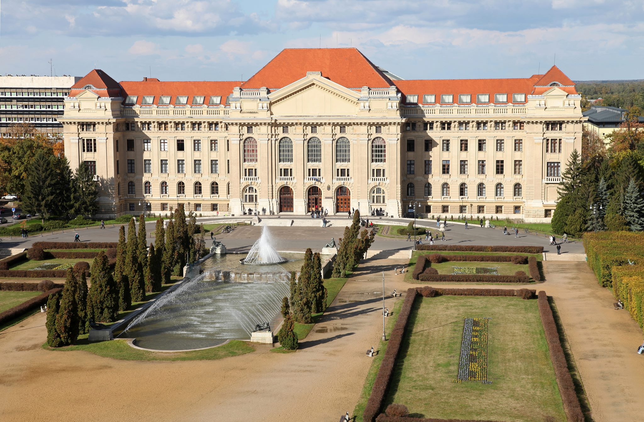 Debrecen University