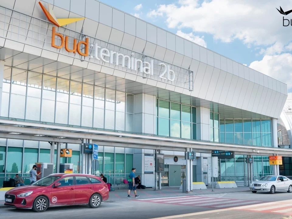 Budapest Airport Terminal 2b