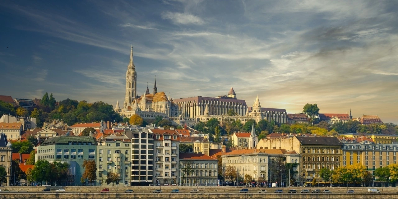 Budapest Danube Bank Buda Side Cityscape