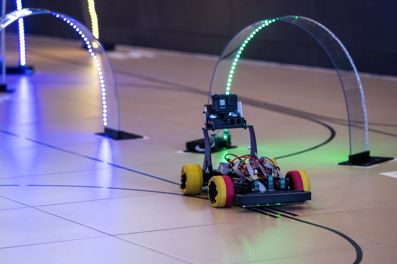 Robot Car Race in Budapest 2