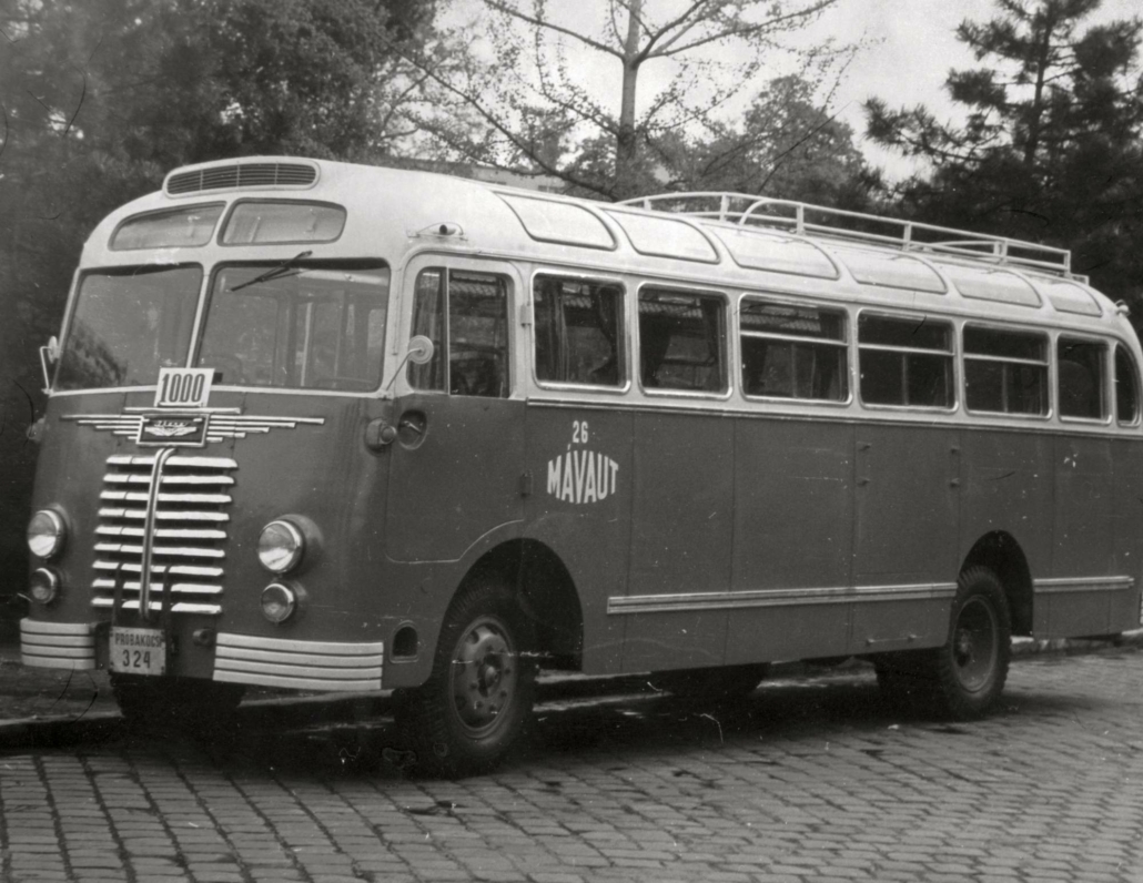 The Ikarus bus