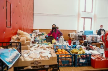 Ukraine Refugees Hungary Sends Aid