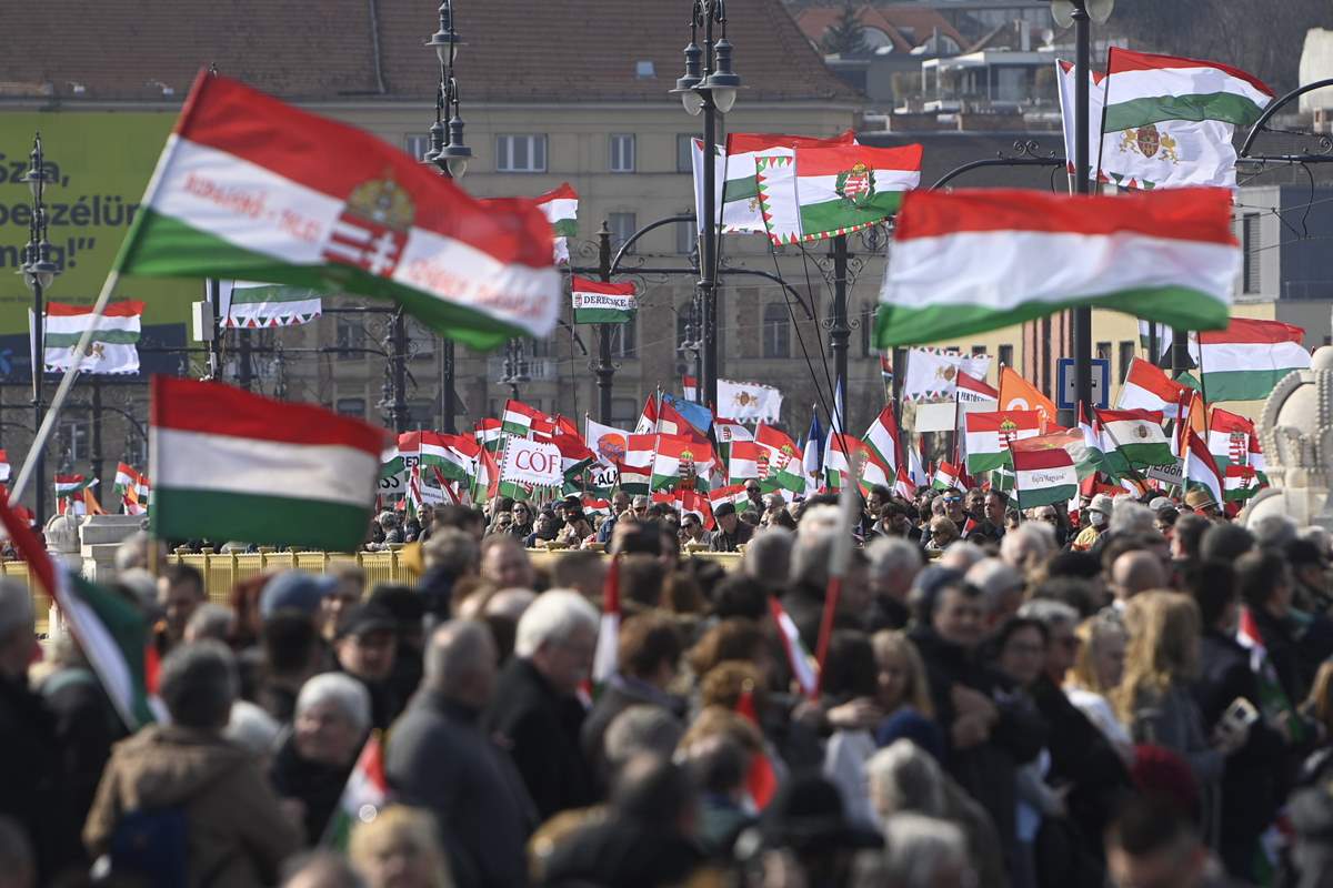 和平 2022 年 XNUMX 月 fidesz 匈牙利 布达佩斯 奥尔班