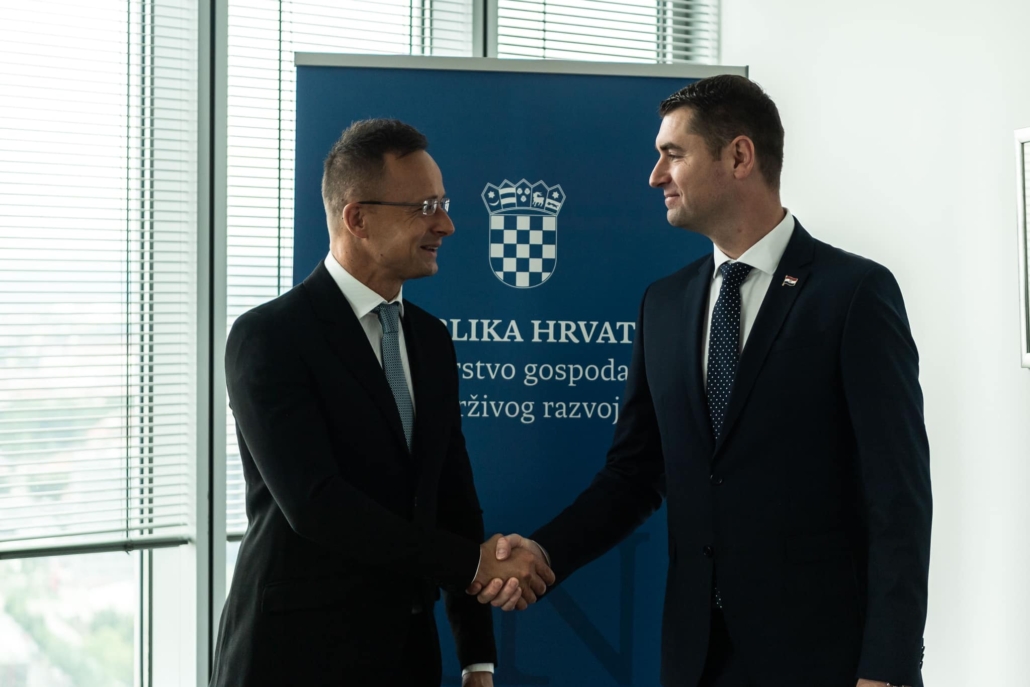 Hungary, Croatia to expand energy cooperation, pipeline capacity