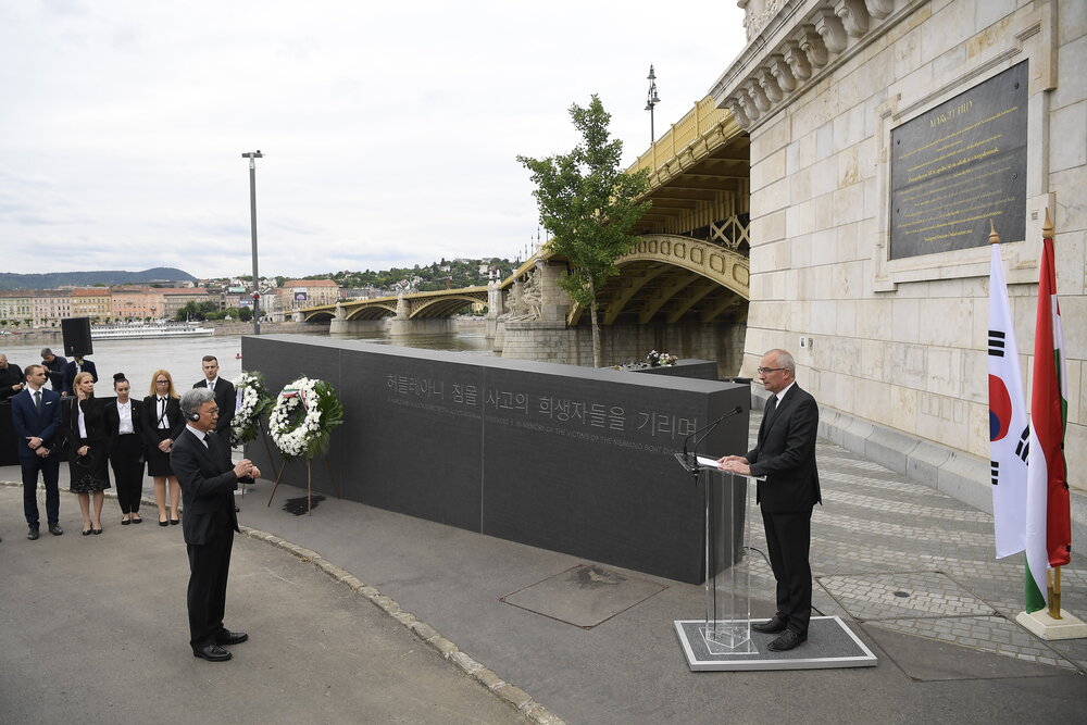 Commemorazione della collisione della nave della Corea del Sud-Danubio-Budapest