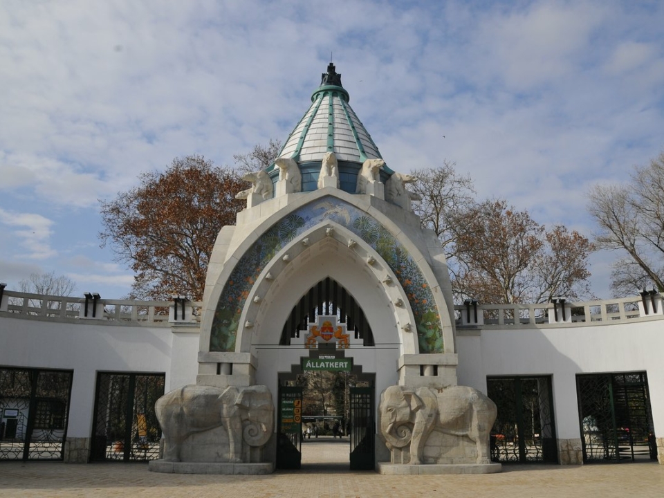 Budapest zoo main gate