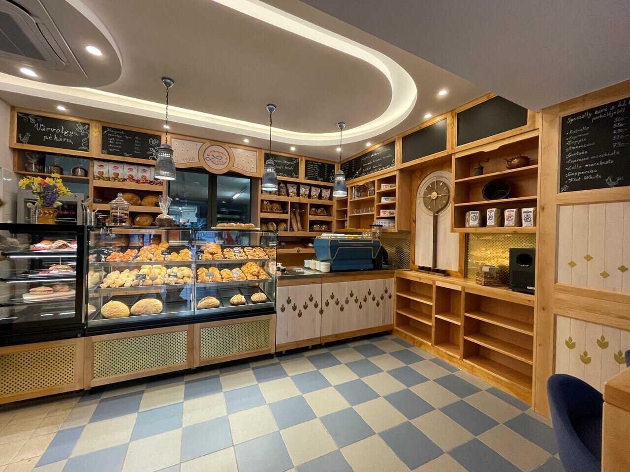 马达拉塔面包店