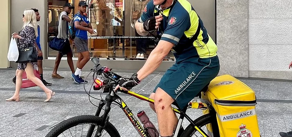 Ambulance-on-bicycle