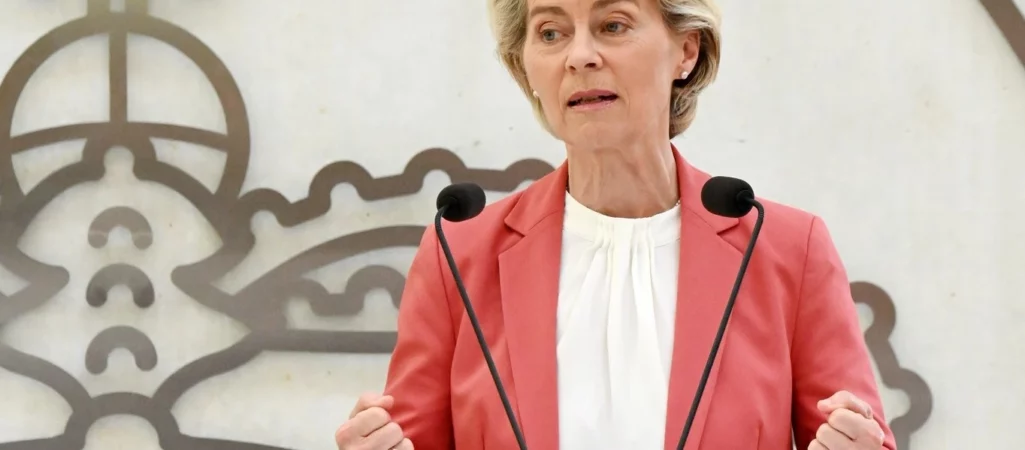 Comisia Europeană UE Ungaria finanțează Ursula van der Leyen