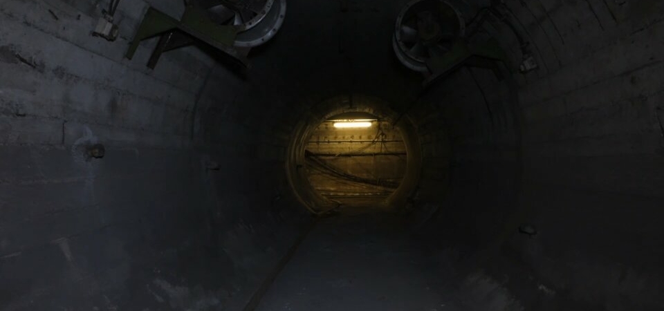 à l'intérieur du bunker rákosi 1