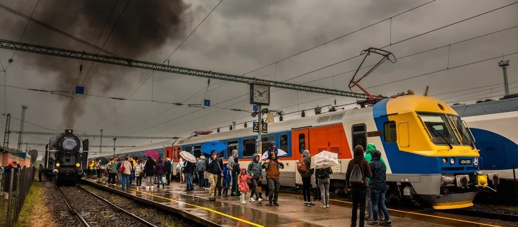 Shorter trains in Hungary energy crisis