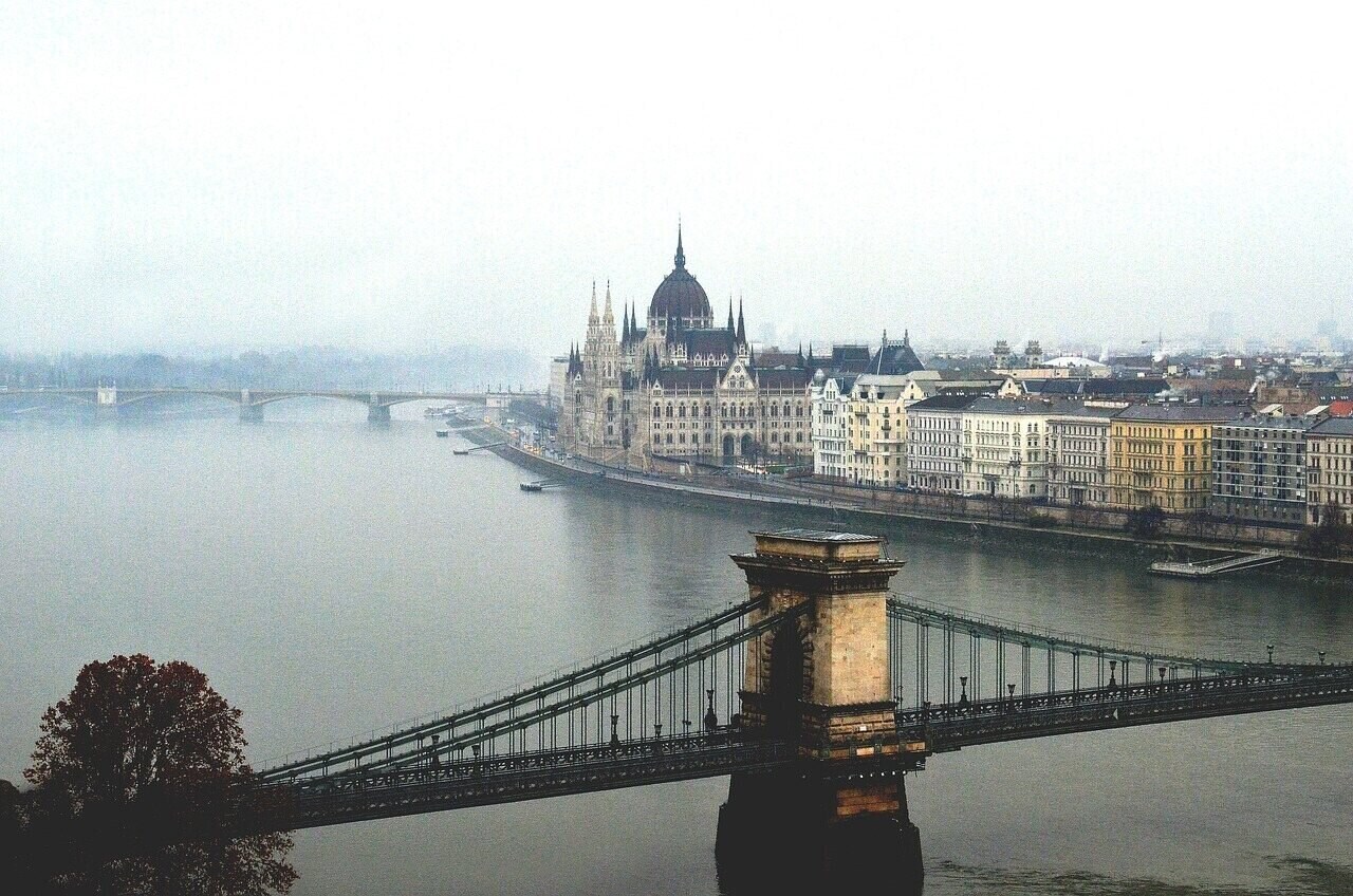 بودابست الاحوال الجوية السيئة