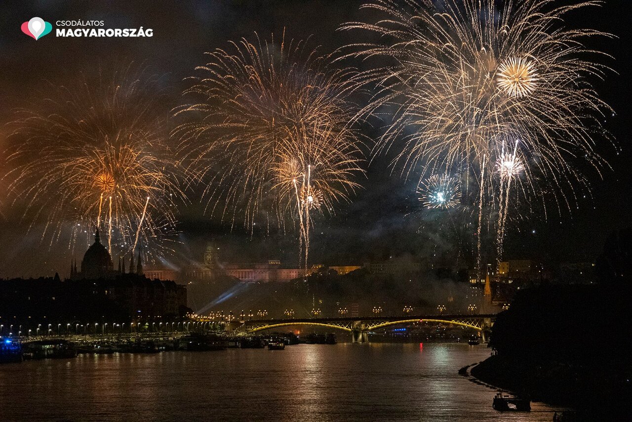фейерверк, Будапешт, Венгрия, праздник, канун Нового года