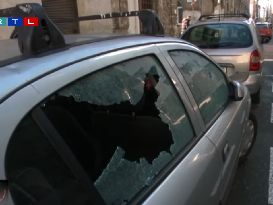 window broken Budapest crime
