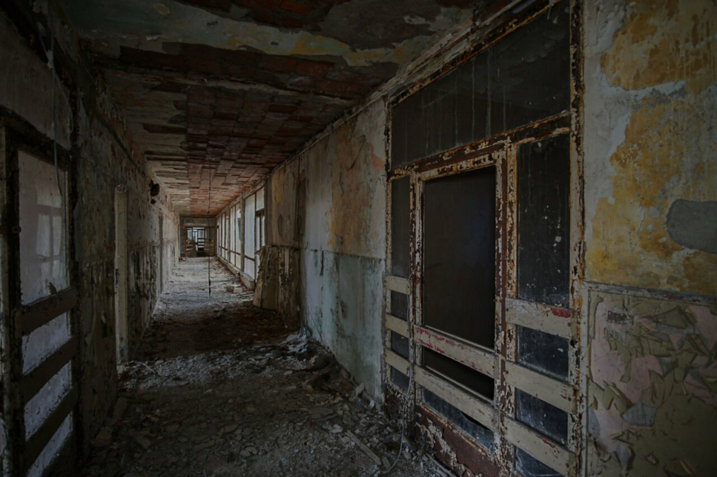 Edificio abandonado del orfanato de Komárom, Hungría