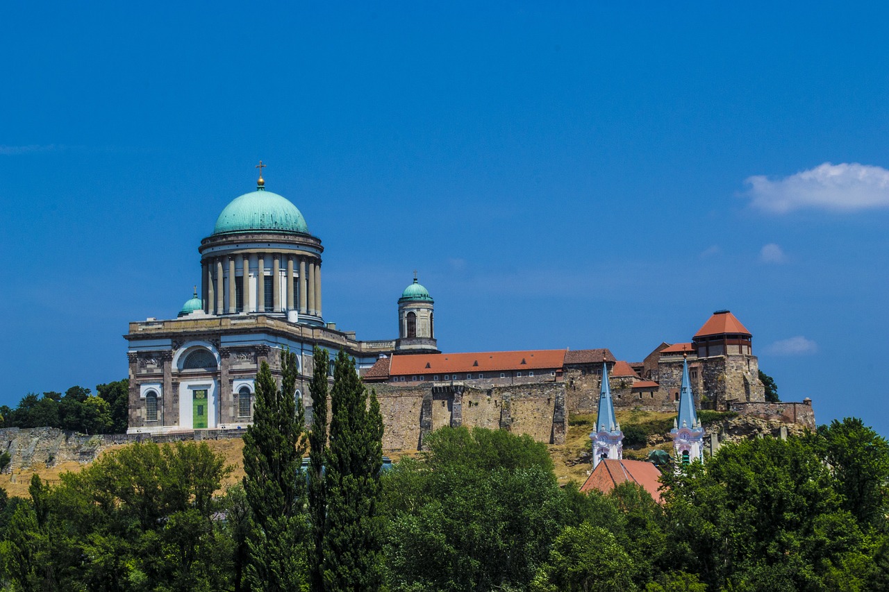 Dvorac bazilike Esztergom