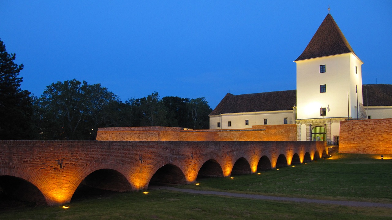 sárvár castle night
