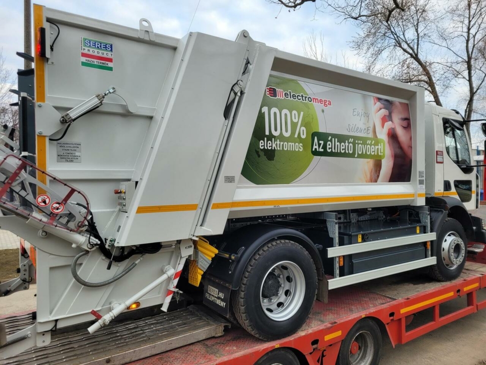 Hungarian-developed electric garbage trucks are produced
