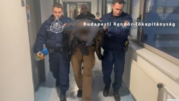 police Hungary antifascists