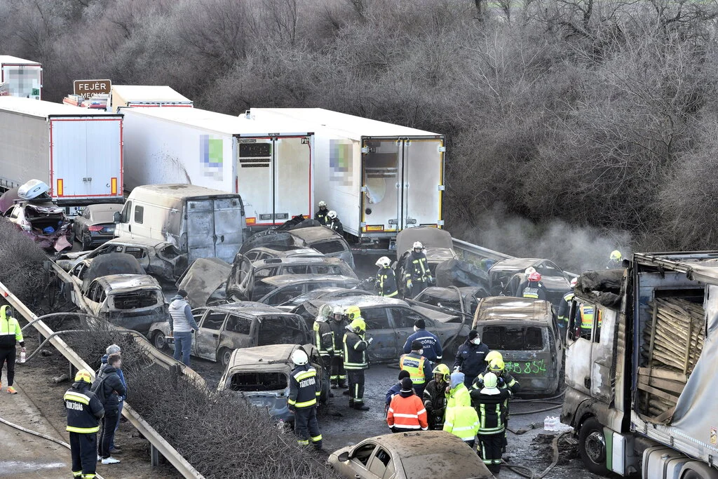 Mass accident motorway Budapest