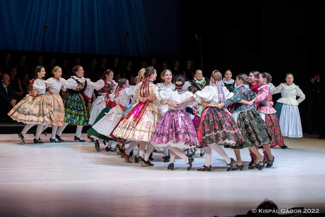Danse folklorique hongroise