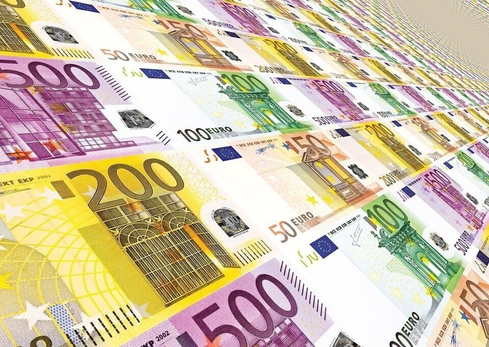 dinero euro