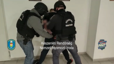Húngaro eslovaco banda de distribución de drogas arrestó a la policía