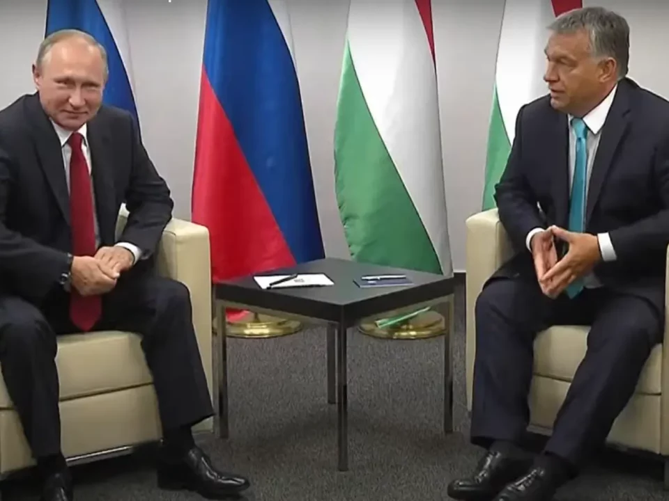 Putin Orbán Russia corruption