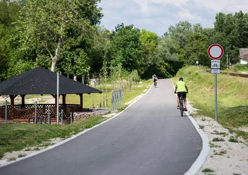 New bike path Hungary